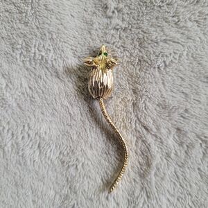 Gold Mouse Pin with Green Stone Eyes